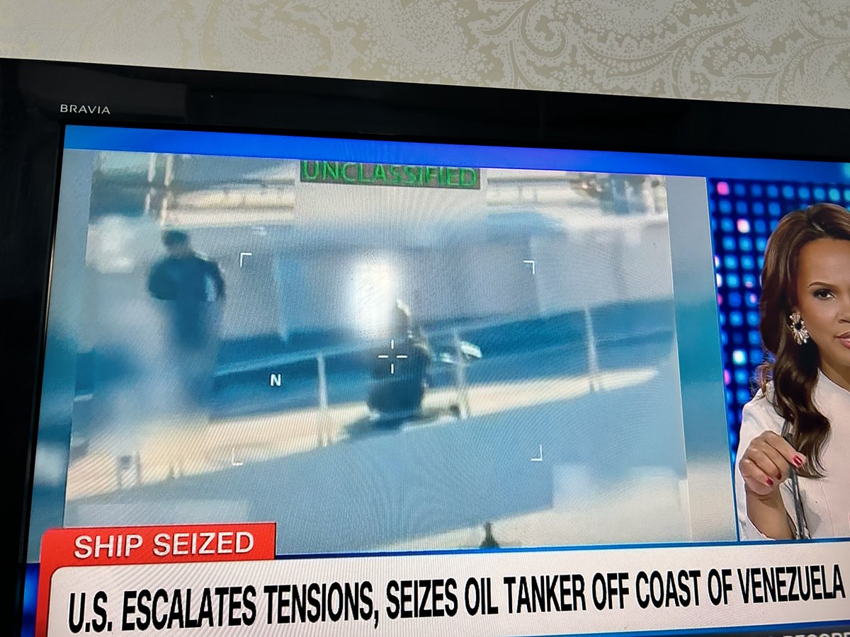 アメリカ軍は今度はベネズエラのタンカーを拿捕して石油を盗みました
♠️はこの石油はアメリカの物だと主張しています
船への追加攻撃やこの事も
♠️政権はめちゃくちゃな事をやっていますね