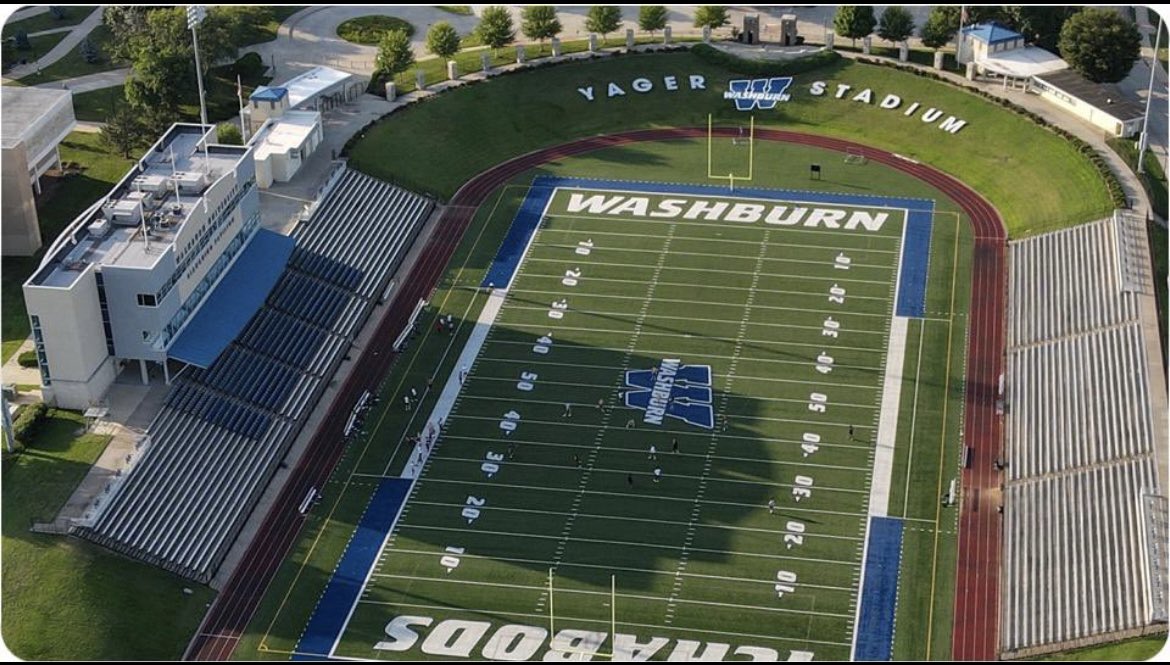 KevinWatson863's tweet photo. Blessed to be offered by Washburn University @Zach_Watkins @IchabodFTBL @COSGIANTS_FB @coach_ruizz https://t.co/1eBvA8fYGw