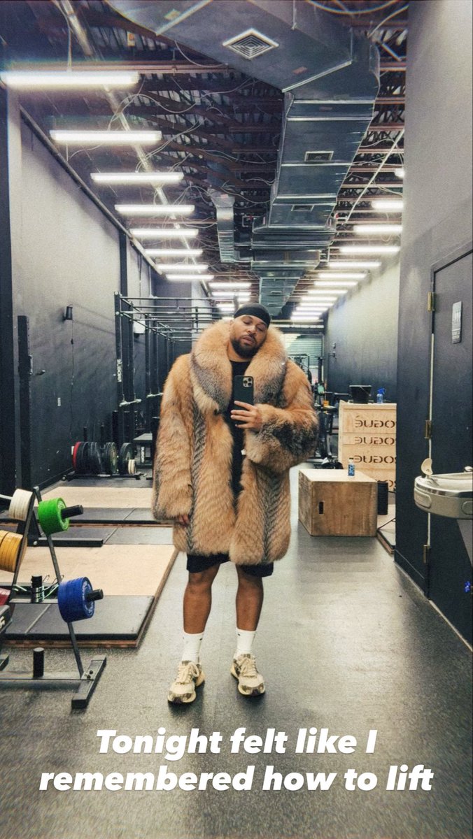 ElonDoesThings tweet media