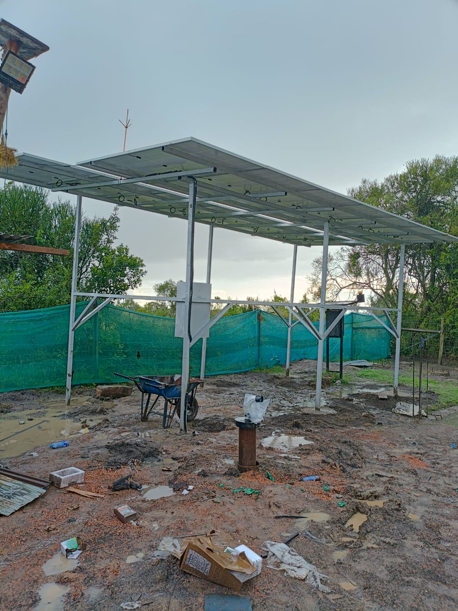 engineerJoshuaM's tweet photo. More Kenyans are switching to solar-powered boreholes—and the savings are real.
Why it’s a gamechanger: zero power bills, reliable water, longer pump life, fast ROI.
Sunlight = steady water.
Ready to upgrade? #SolarBoreholeKenya #CleanEnergyKE #SolarPumping #WaterSecurity #SustainableFarming