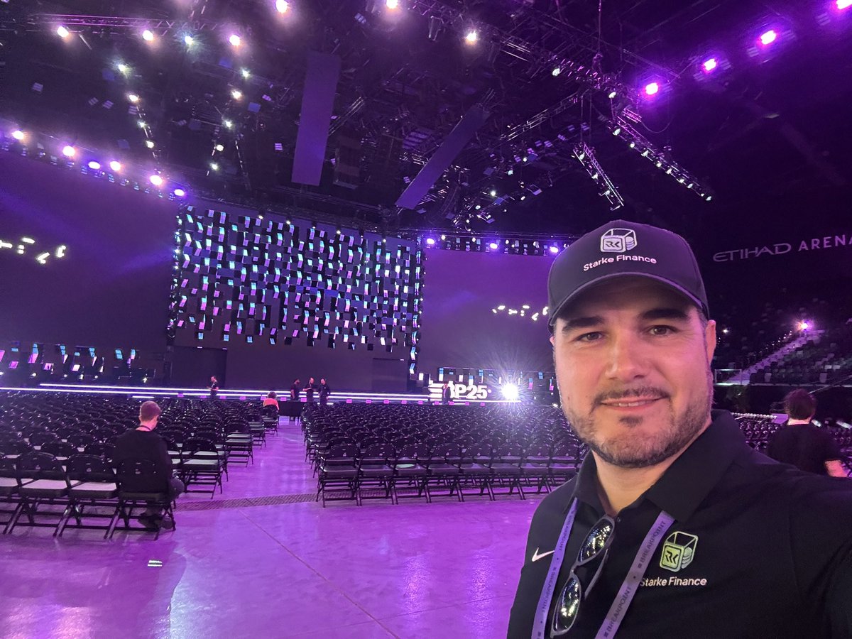 This looks amazing <a href="/SolanaConf/">Solana Events</a> 👀

<a href="/StarkeFinance/">Starke Finance</a> is at Solana Breakpoint 2025