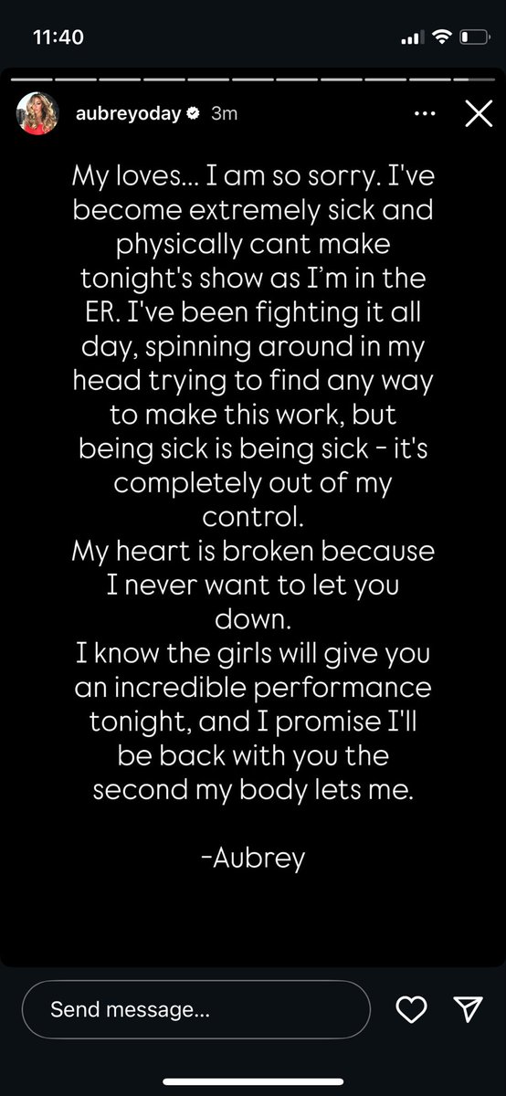 quietgurl92's tweet photo. @europapii She’s sick. She’s in the ER. https://t.co/R1TFcHOlFH