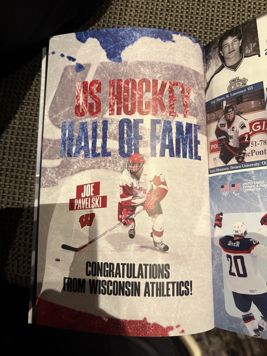 Wisconsin Hockey tweet media
