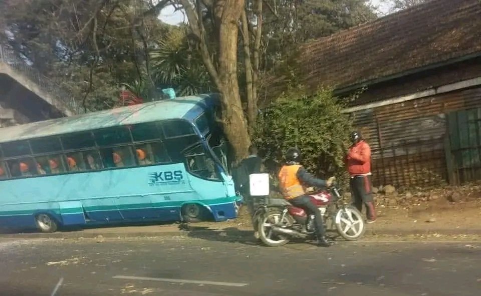 A KBS bus on Valley Road has decided to support Truphena