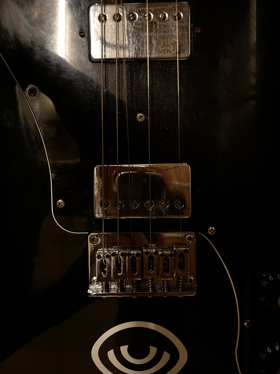 如此倒霉一下子断了两根弦