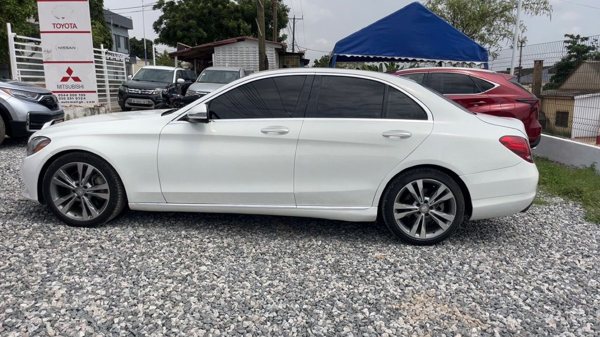 mr_sackeyy's tweet photo. 2017 MERCEDES BENZ
c300
2023 REGISTERED 
270k NEGOTIABLE 
Call 0202643388 https://t.co/IFfmvVPqF4