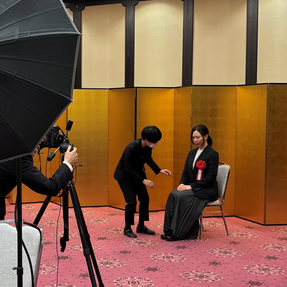 hirobun_pr's tweet photo. ✨第６回広島文化新人賞を紹介します✨
神田妙美さん（美術－日本画）（福山市）
～受賞コメント～
このような栄誉ある賞を頂戴し大変光栄に存じます。
沢山の方のご支援があったからこそ今日まで制作を続けることができました。 （続く）
https://t.co/0l2Gphq1RK
#広島文化新人賞　#神田妙美 https://t.co/b54NIWRxgN