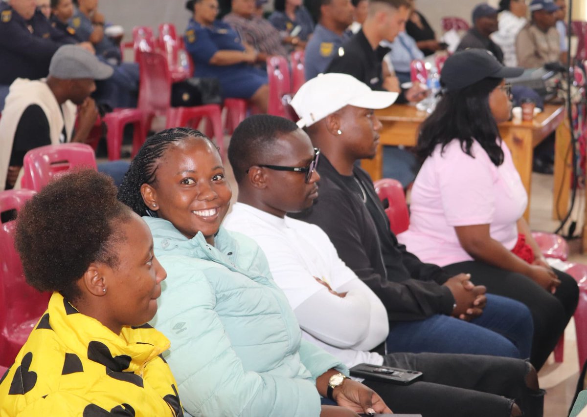 SAPoliceService's tweet image. #sapsWC As the #16DaysOfActivism campaign concluded on Wednesday, stakeholders in the Garden Route District converged at the Eagles Nest Church, Pacaltsdorp in George where representatives signed a pledge as a commitment in the fight against Gender-Based Violence for 365 days and