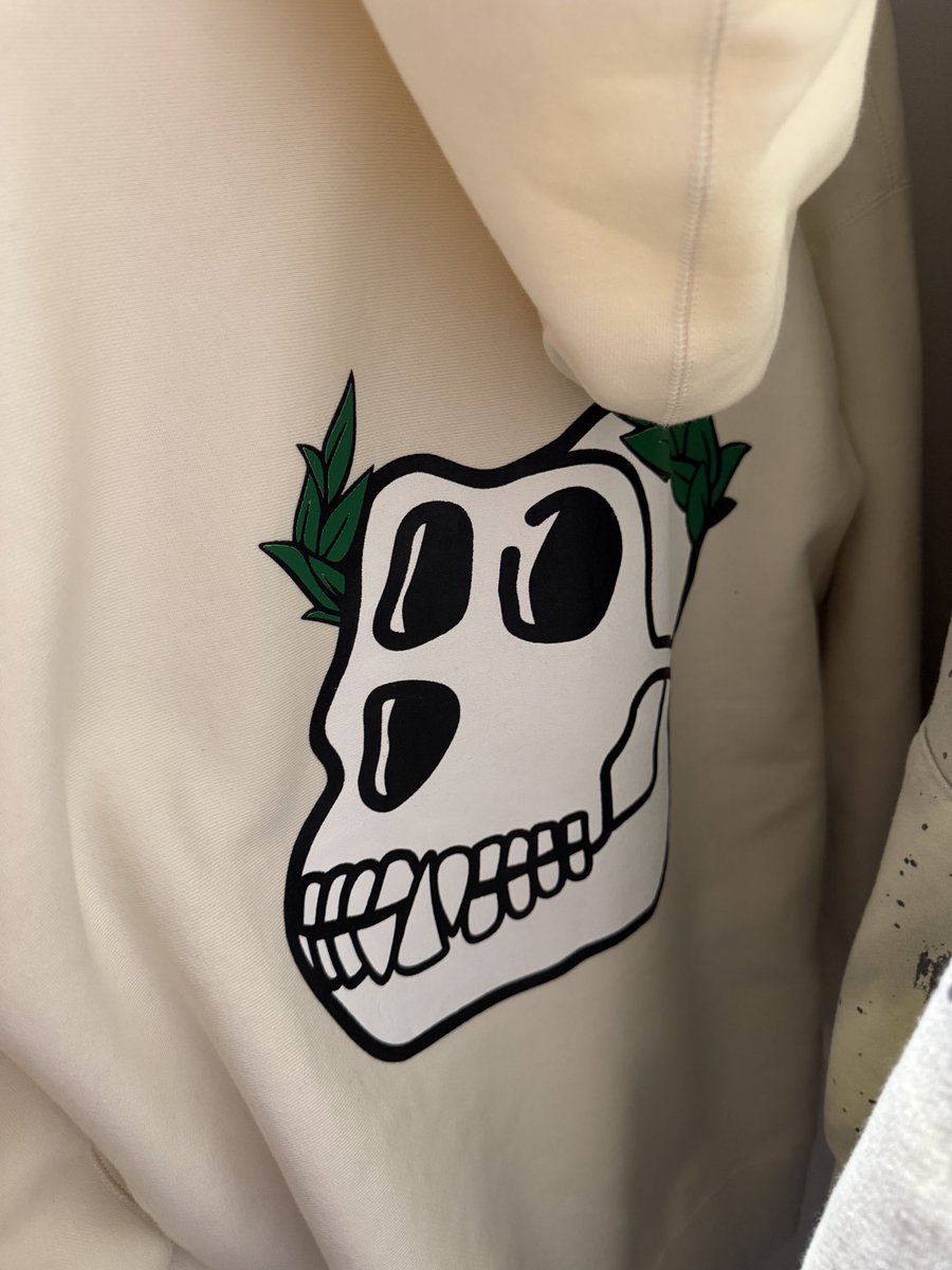 Hey <a href="/BoredApeYC/">Bored Ape Yacht Club 🍌</a> if you want some ideas for the store, lmk
IYKYK