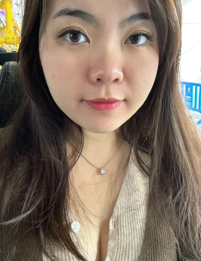 小玲吃飽了 tweet media