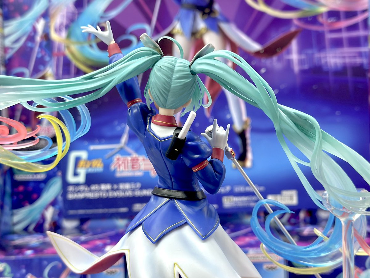 Ｍolly x GUNDAM コラボフィギュア Molly x GUNDAM コラボフィギュア