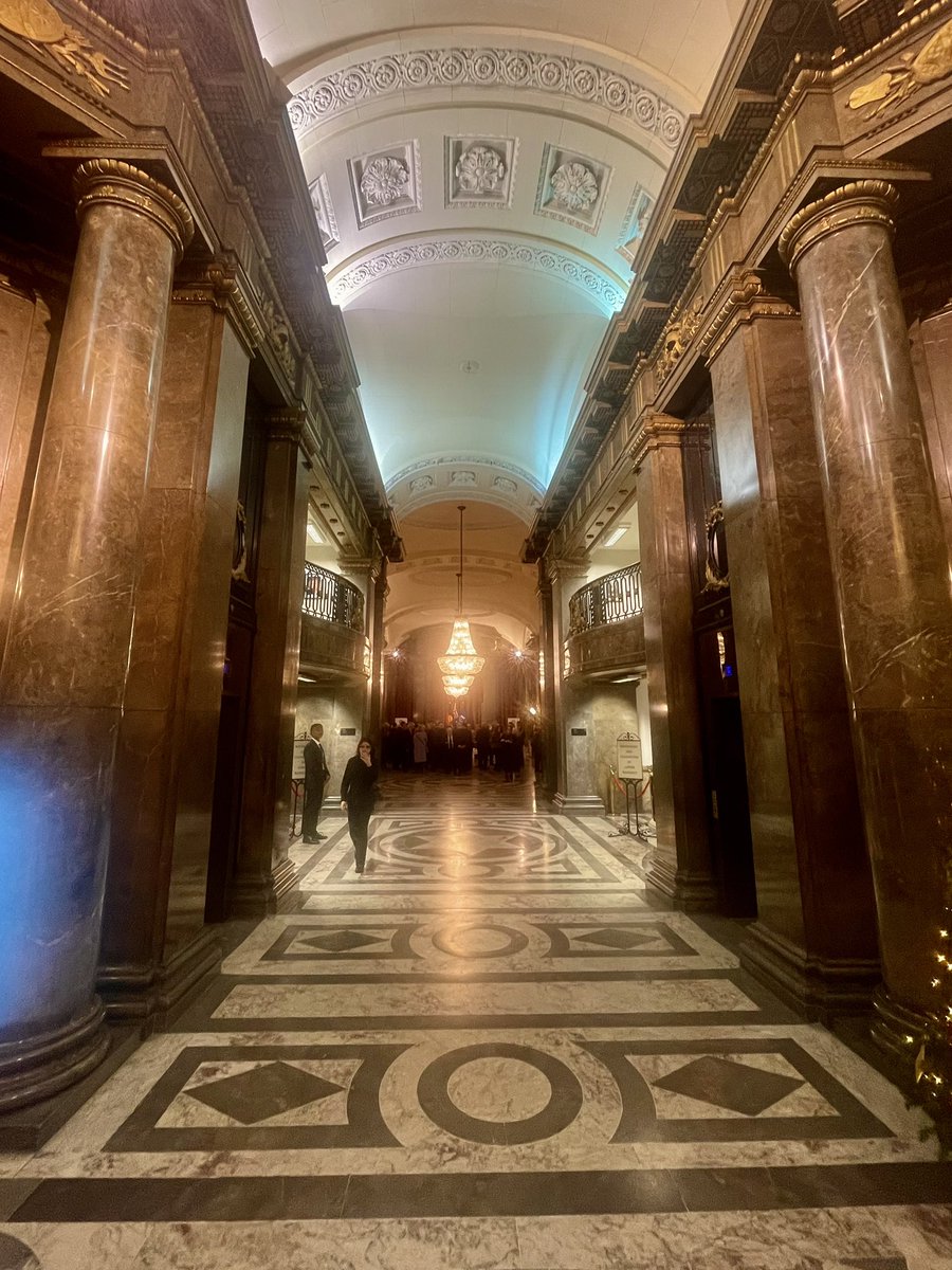 James_Havlin's tweet image. Lovely evening at St Clement Danes, the Central Church of the RAF, followed by a reception at Australia House for the RAF Benevolent Fund Christmas Carol Service. #RAFBF #ChristmasCarols