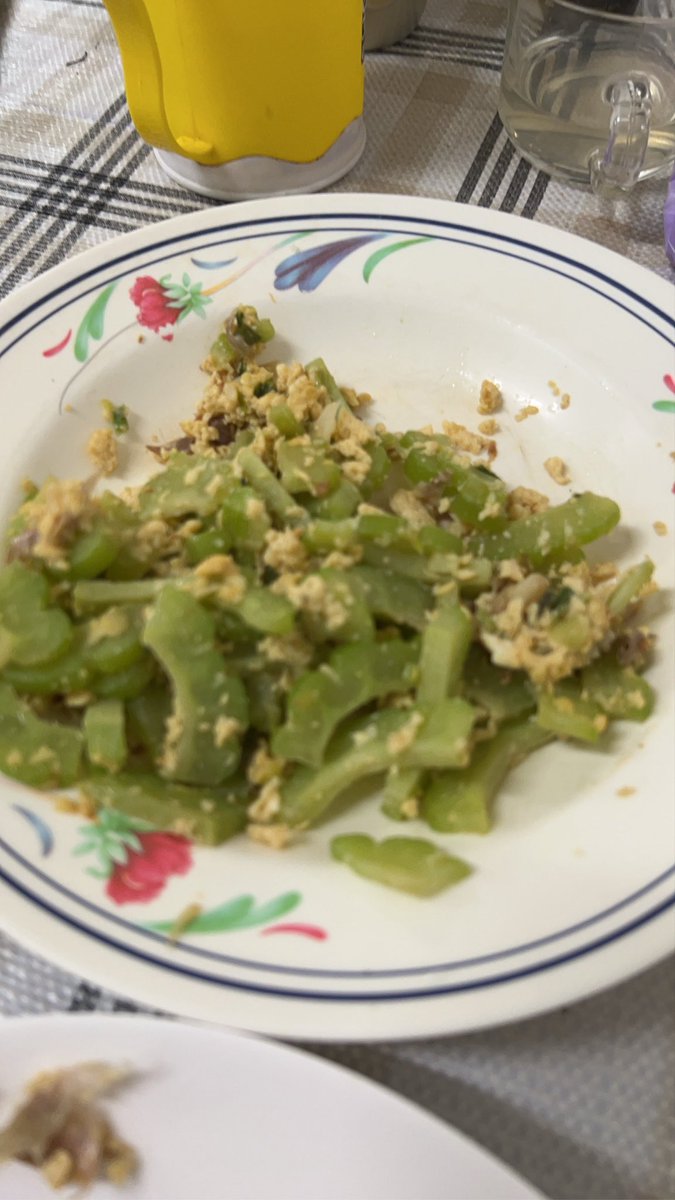 มะระผัดไข่