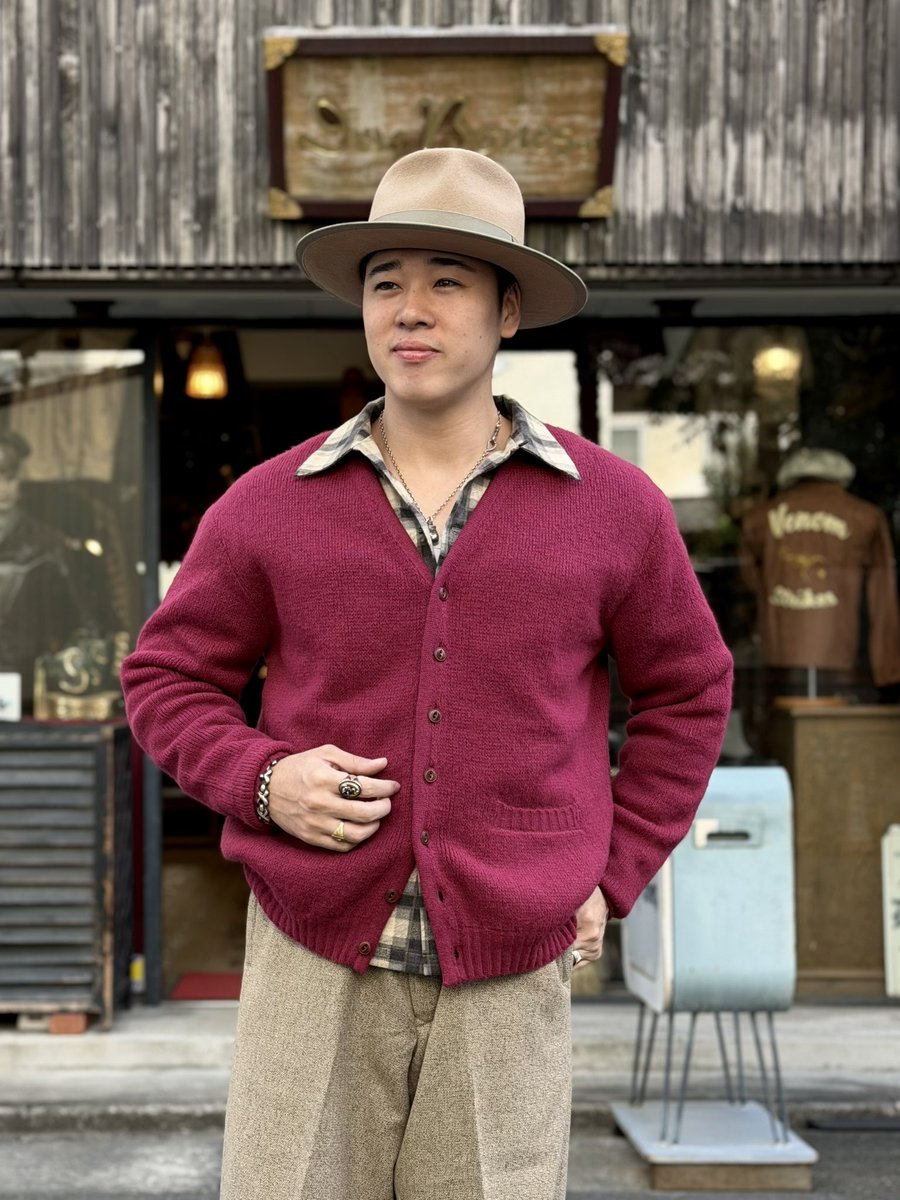 Cardigan Outfit】 1950〜60年代のモヘアカーディガンを元に製作。 手