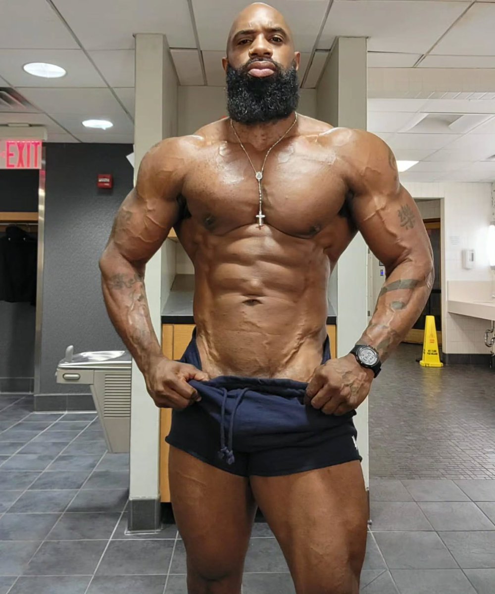 blackpapadaddy ( 50k ) tweet media