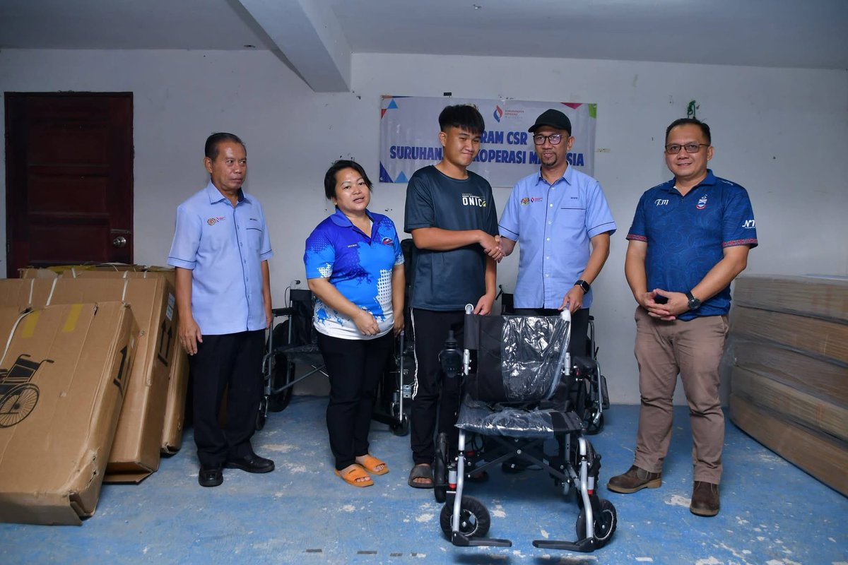Ewon_Media's tweet photo. Terima kasih Suruhanjaya Koperasi Malaysia (SKM).

#SabahFirst https://t.co/rMNsc9P4pQ