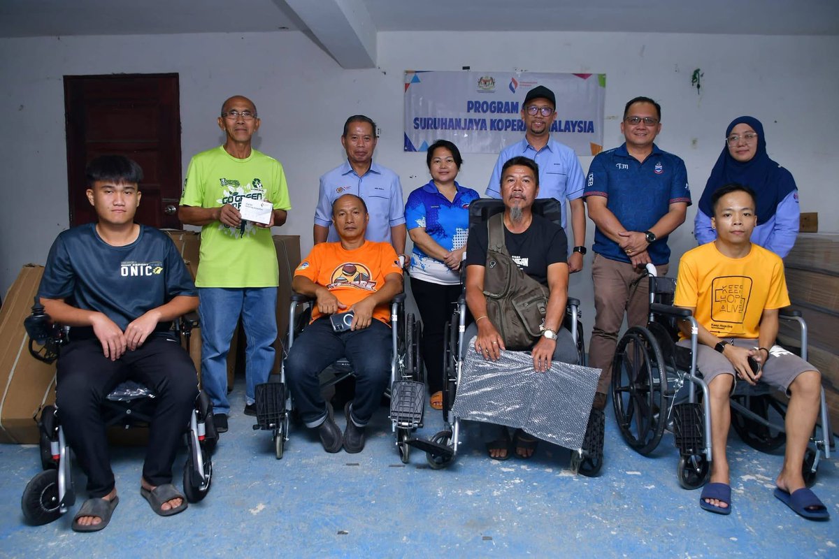 Ewon_Media's tweet photo. Terima kasih Suruhanjaya Koperasi Malaysia (SKM).

#SabahFirst https://t.co/rMNsc9P4pQ