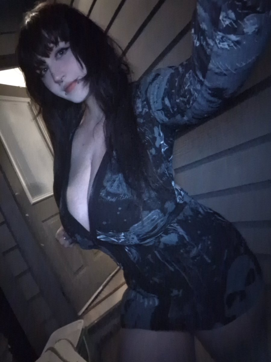 This is me clocking in to my nocturnal activities