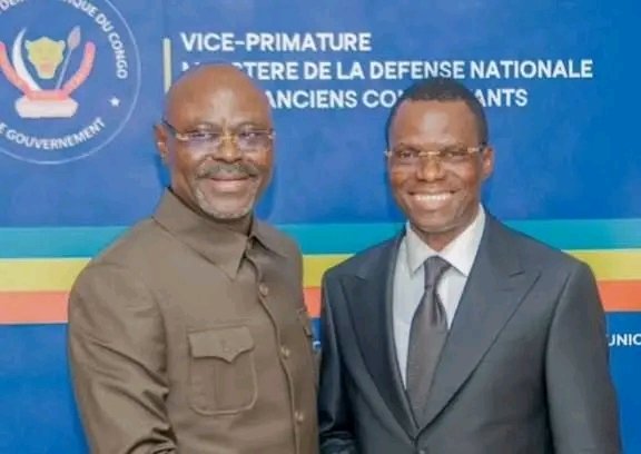 LegrandPanzu's tweet photo. #RDC: Quand le danger sera pris au sérieux, ces deux seront remplacés par des militaires.

Suivons toujours..... https://t.co/XLopjICSsd