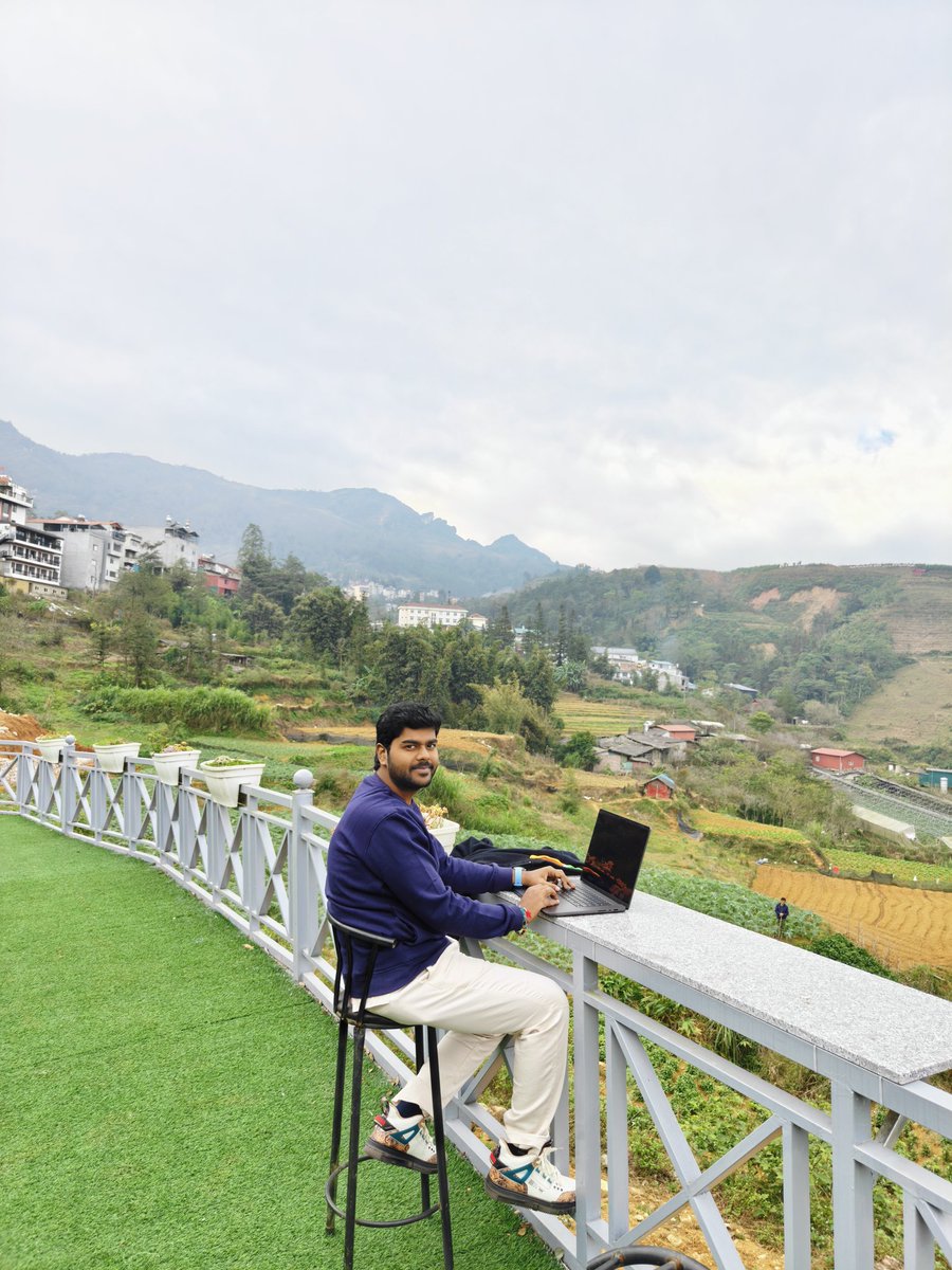Abhinav🇮🇳 tweet media