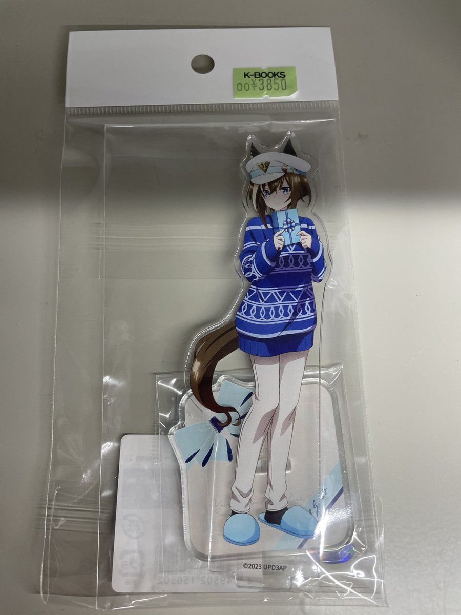 入荷情報】 ウマ娘 マルイ アクリルスタンド クリスマスギフトver