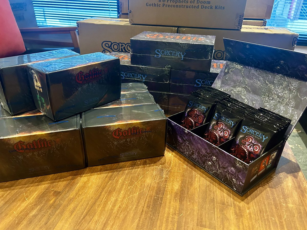大変お待たせしました‼️ #SorceryTCG 最新セット＜Gothic＞商品が到着