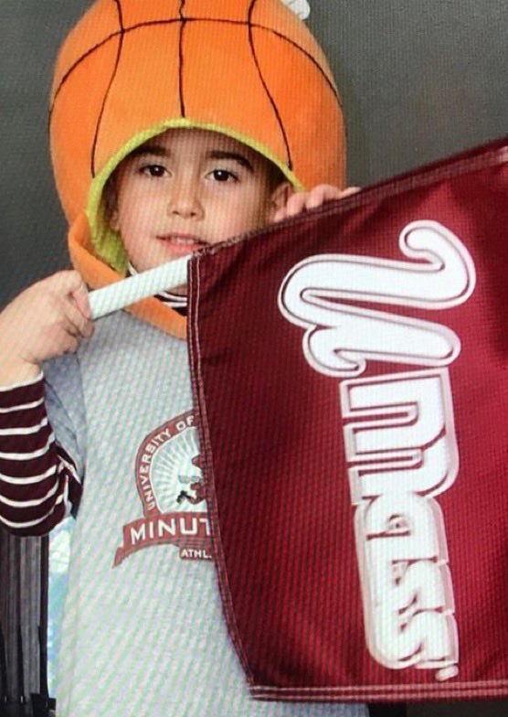 𝙀𝙡𝙞 𝙎𝙡𝙤𝙫𝙞𝙣 tweet media