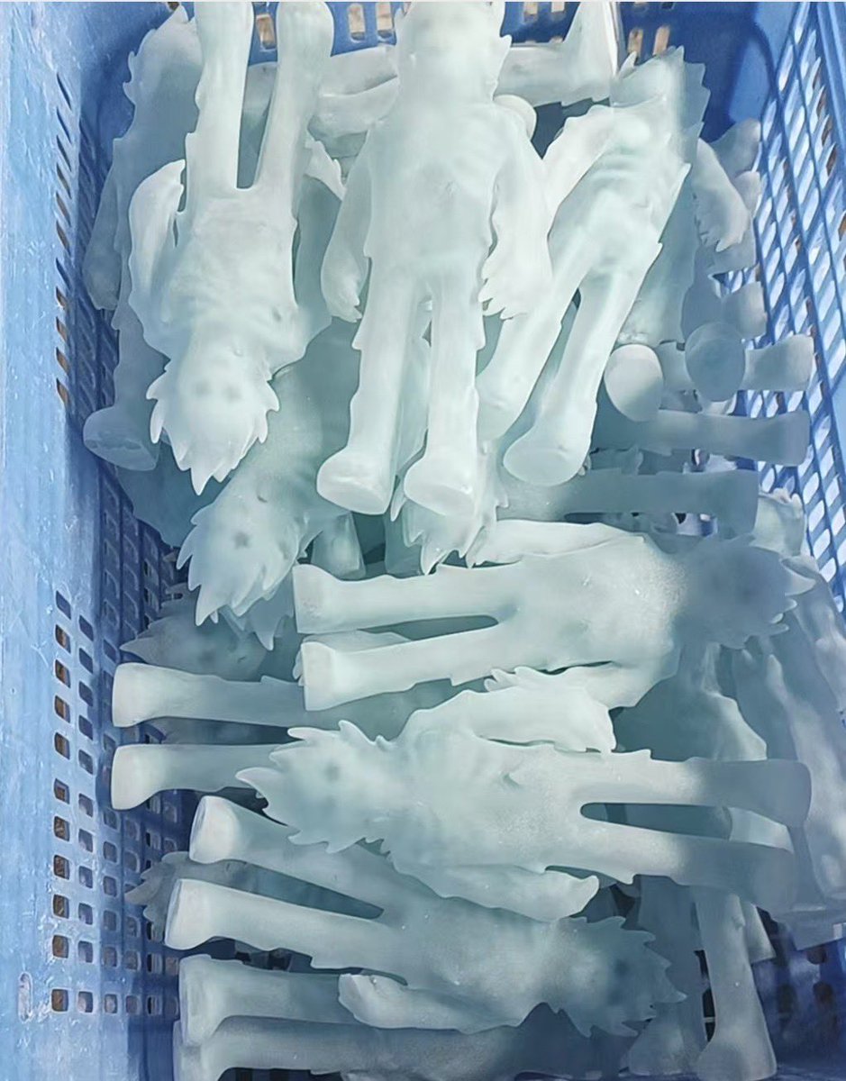 Mid Evils tweet media