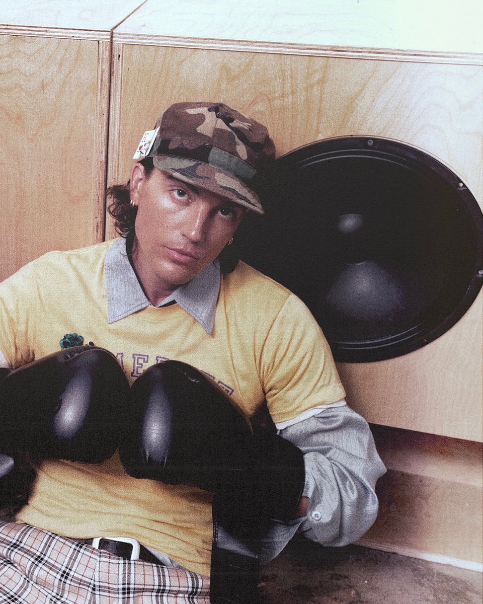 thisisLANY's tweet image. 2 MONTHS OF S🔁FT ✨ NEED UR TOP 3 FROM THE ALBUM RN