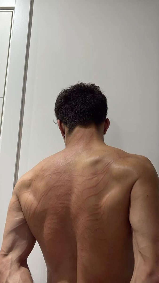 𝐒𝐜𝐫𝐨𝐥𝐥 𝐩𝐢𝐜𝐬 (@scrollpics) on Twitter photo 