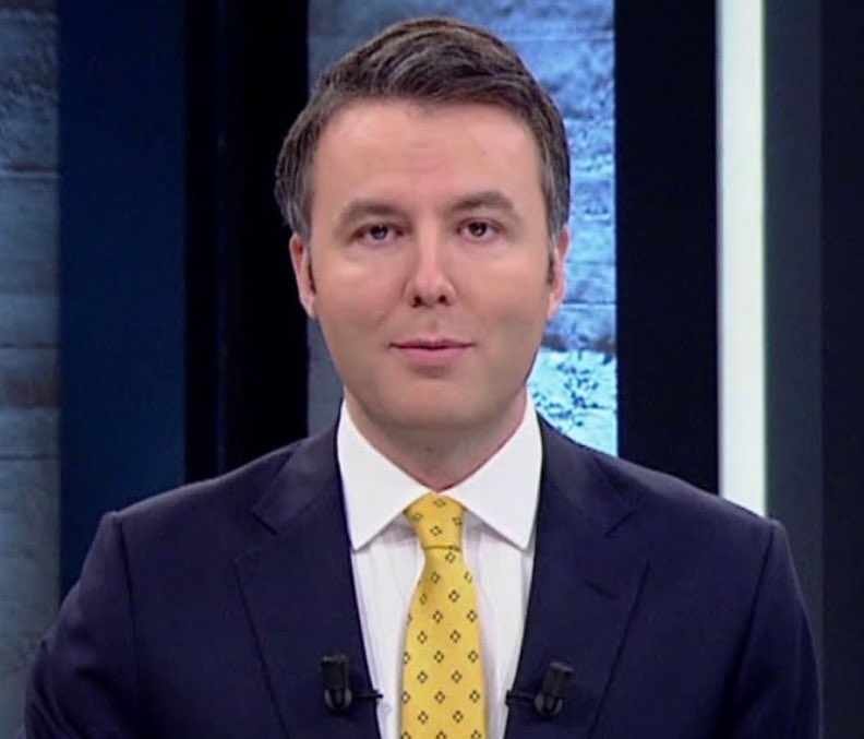 Tutuklandı. 

TV ekranlarında Afganistan güzellemesi yapıyordu, uyuşturucu ve grup sex iddiaları ile hapse girdi.