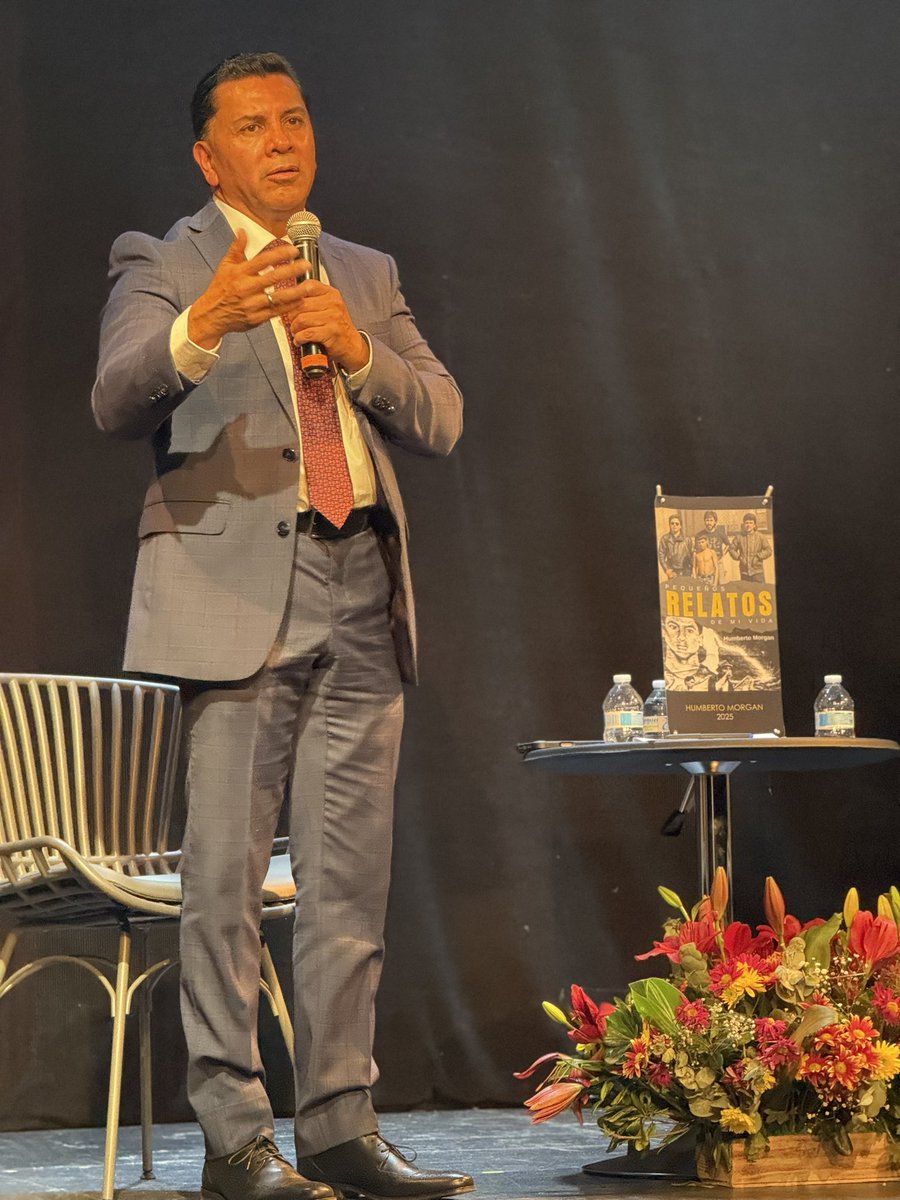 Tuve la oportunidad de acompañar a mi hermano <a href="/Humberto_Morgan/">Humberto Morgan</a> a la presentación de su libro. 
Me llena de orgullo constatar el profundo aprecio que mucha gente le tiene al valedor. Lo quiero mucho por ser uno de mis fuertes en las buenas y en las muy malas.