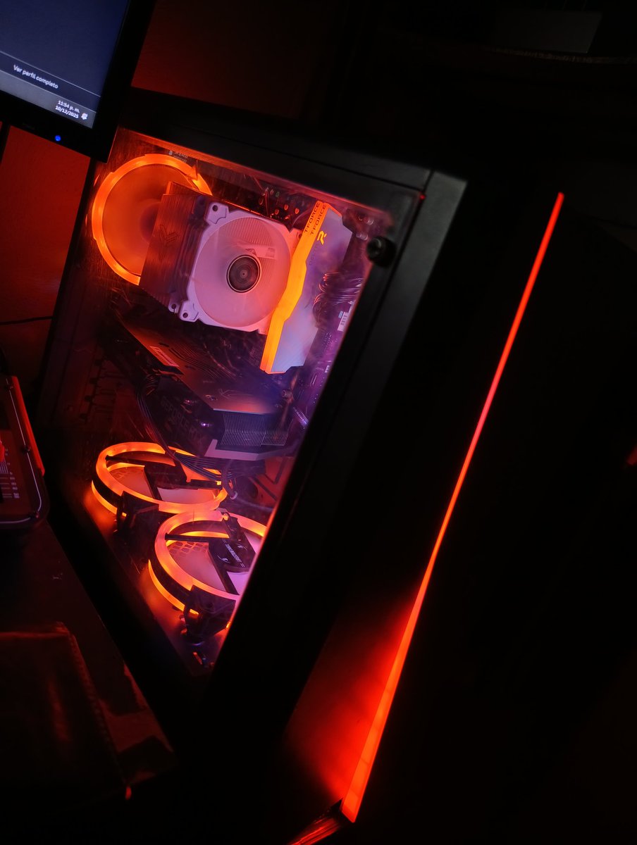 Gold_GDG tweet media