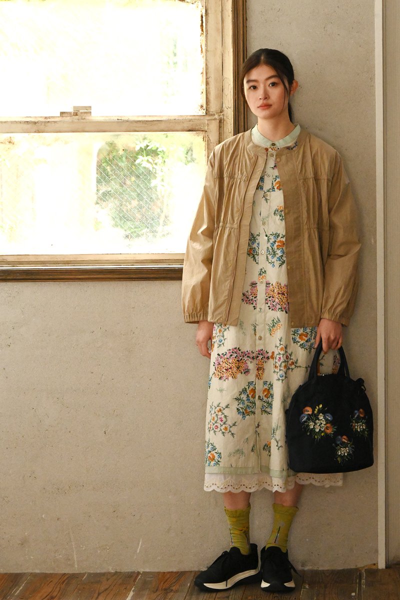 hakkapress's tweet photo. 【SUPER HAKKA】
2026 Spring &amp; Summer Collection
『 Gentle Forest 』
花々が咲く森で、ふと顔をのぞかせるうさぎたち。やさしさに包まれた世界を、刺繍やプリントで描いたコレクションです。オフィシャルサイトはこちら⇒https://t.co/LcieES6uyU
#春の新作
#春夏コレクション
#2026ss https://t.co/oPUDgYVd6B