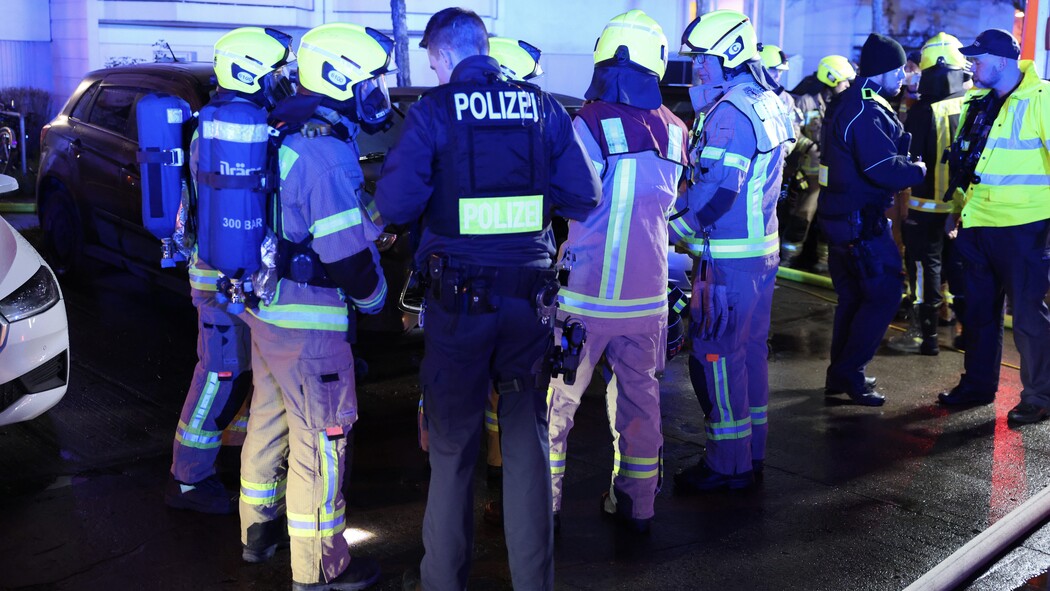 Berliner Feuerwehr tweet media