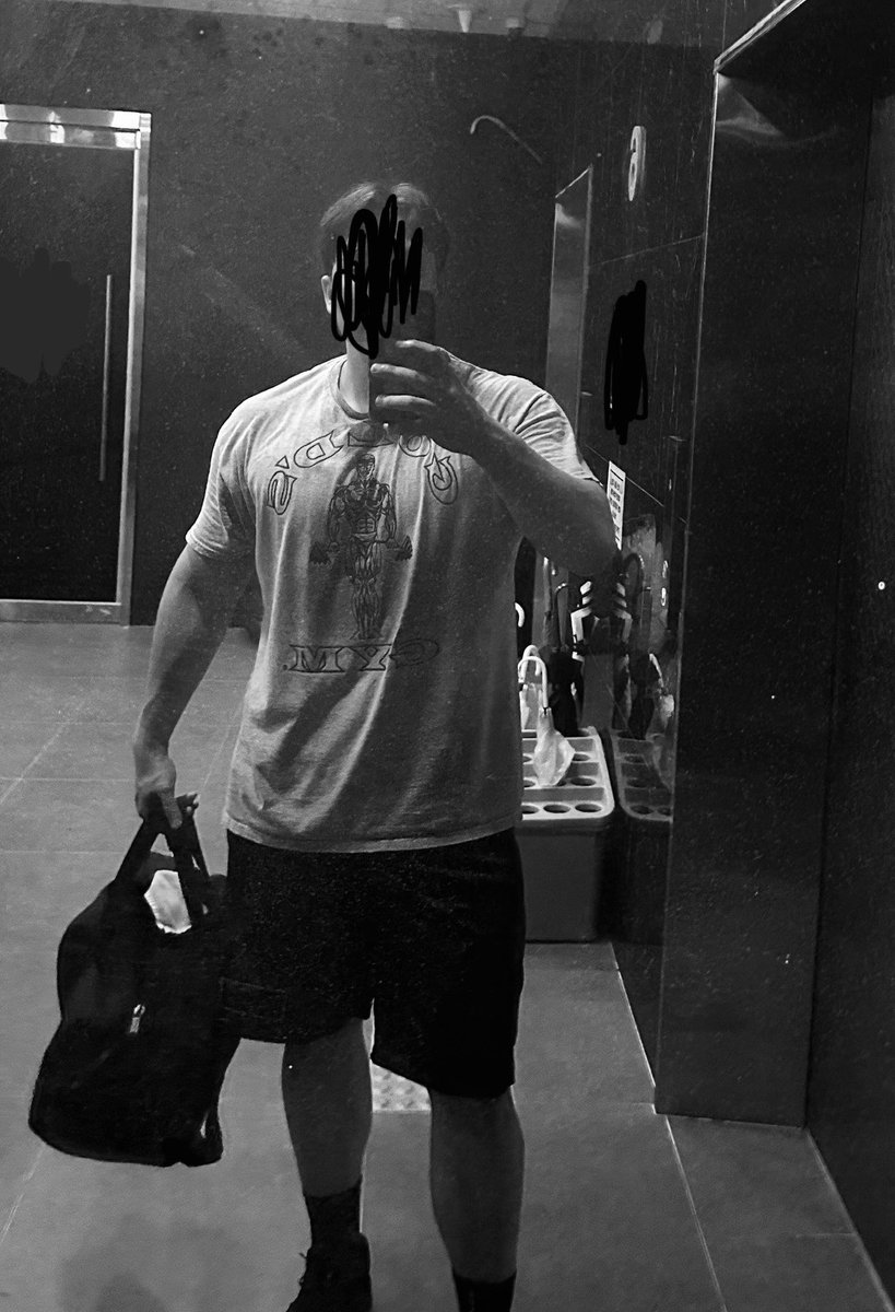 곰댕이 tweet media