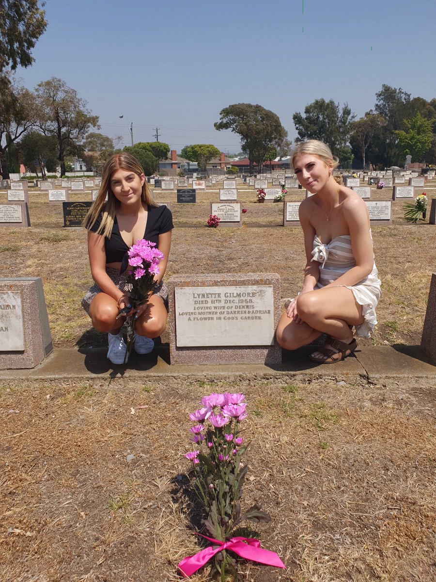 Brothers Grimm – Bone and Sickle, image size:900x1200