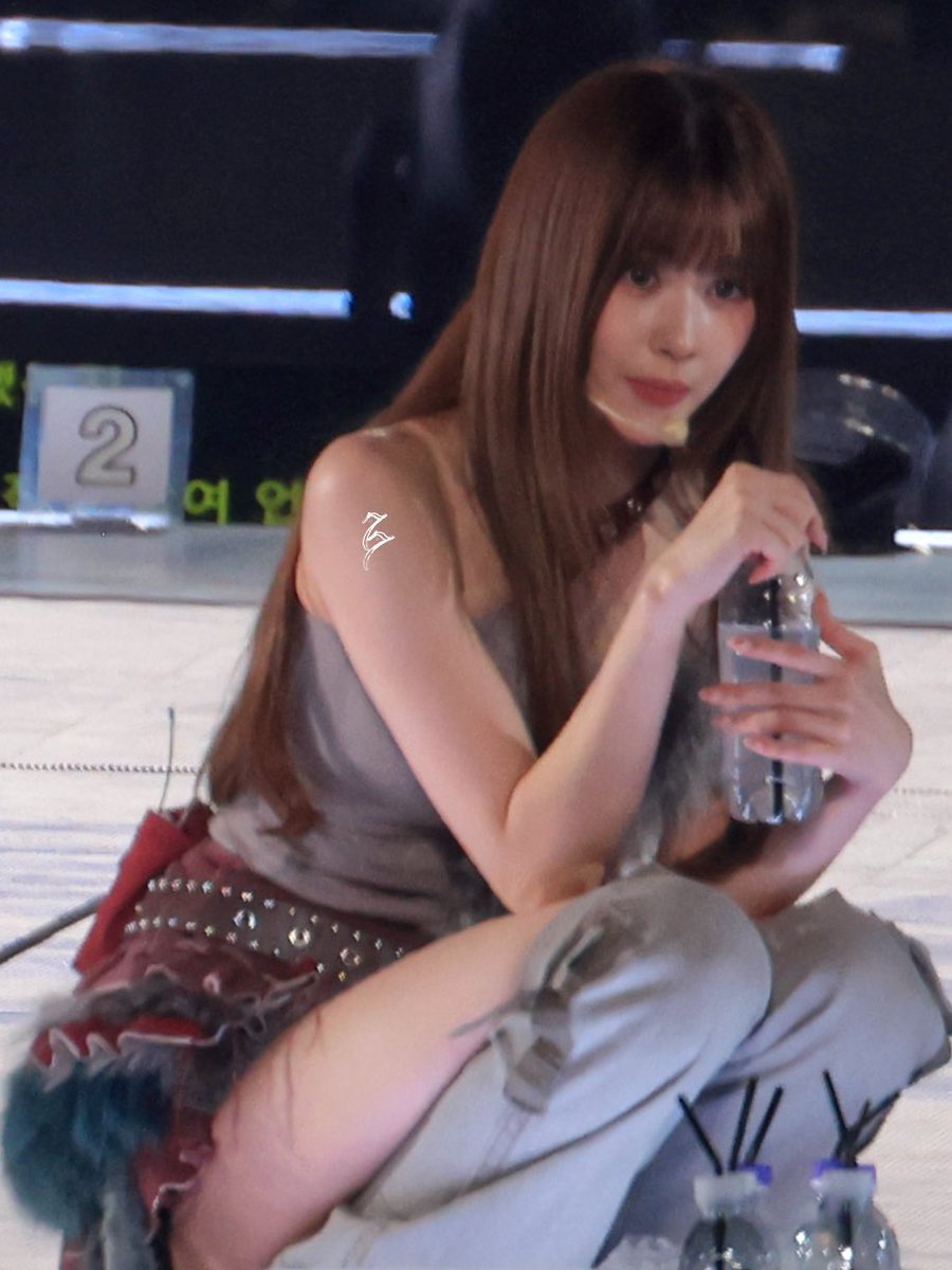 251207 #트와이스 #사나 #TWICE #SANA #サナ #トゥワイス