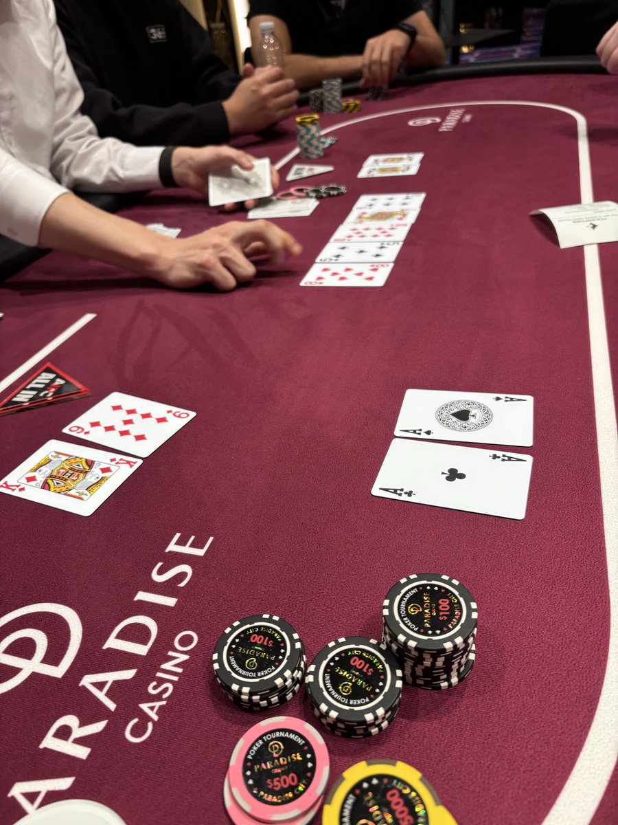 そんぷ tweet media