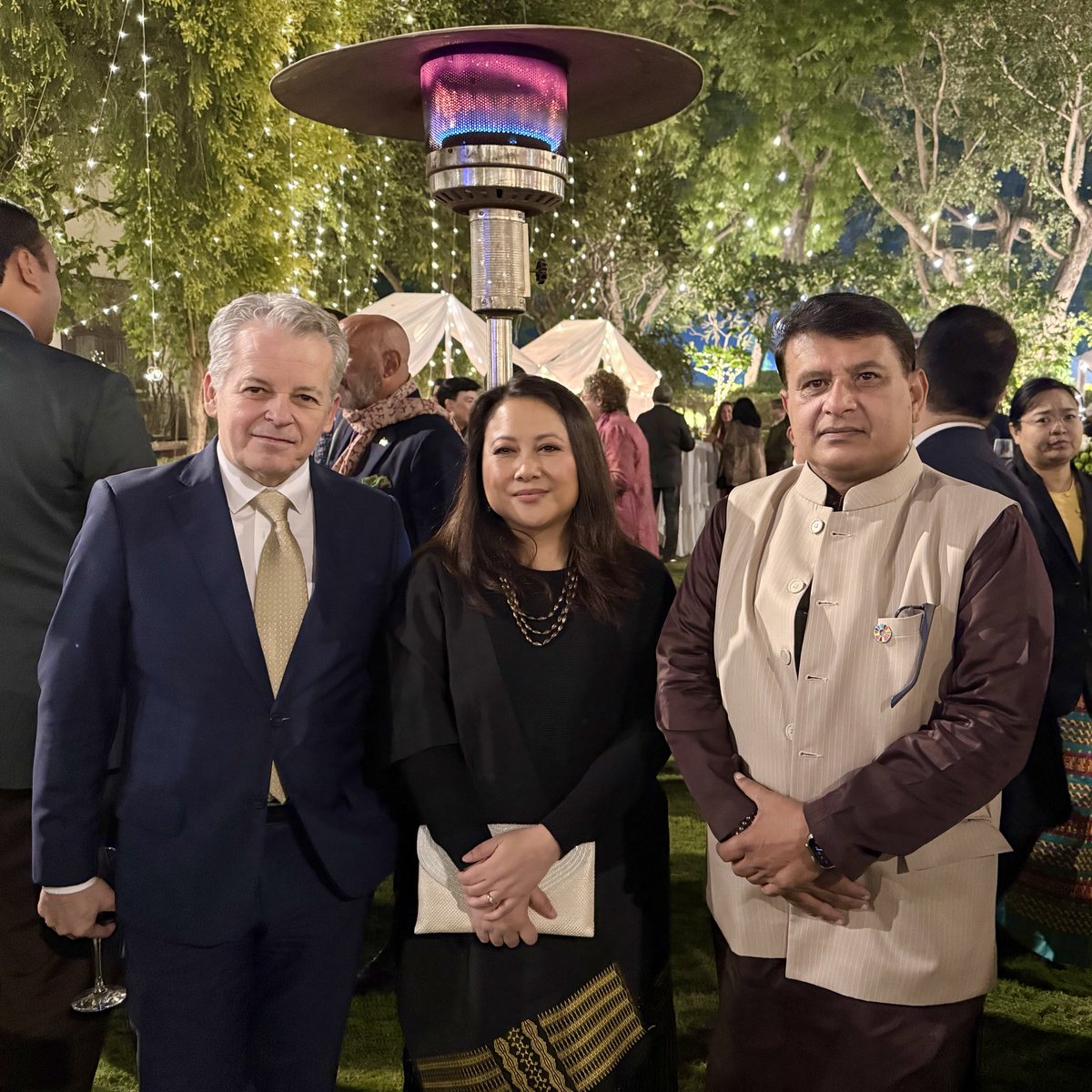 Always a pleasure reconnecting with my dear friends, H.E. Mr. Fernando Xavier Bucheli Vargas, Ambassador of Ecuador 🇪🇨, and H.E. Mr. Victor Echeverri, Ambassador of Colombia 🇨🇴. Grateful for the warm camaraderie we always share!