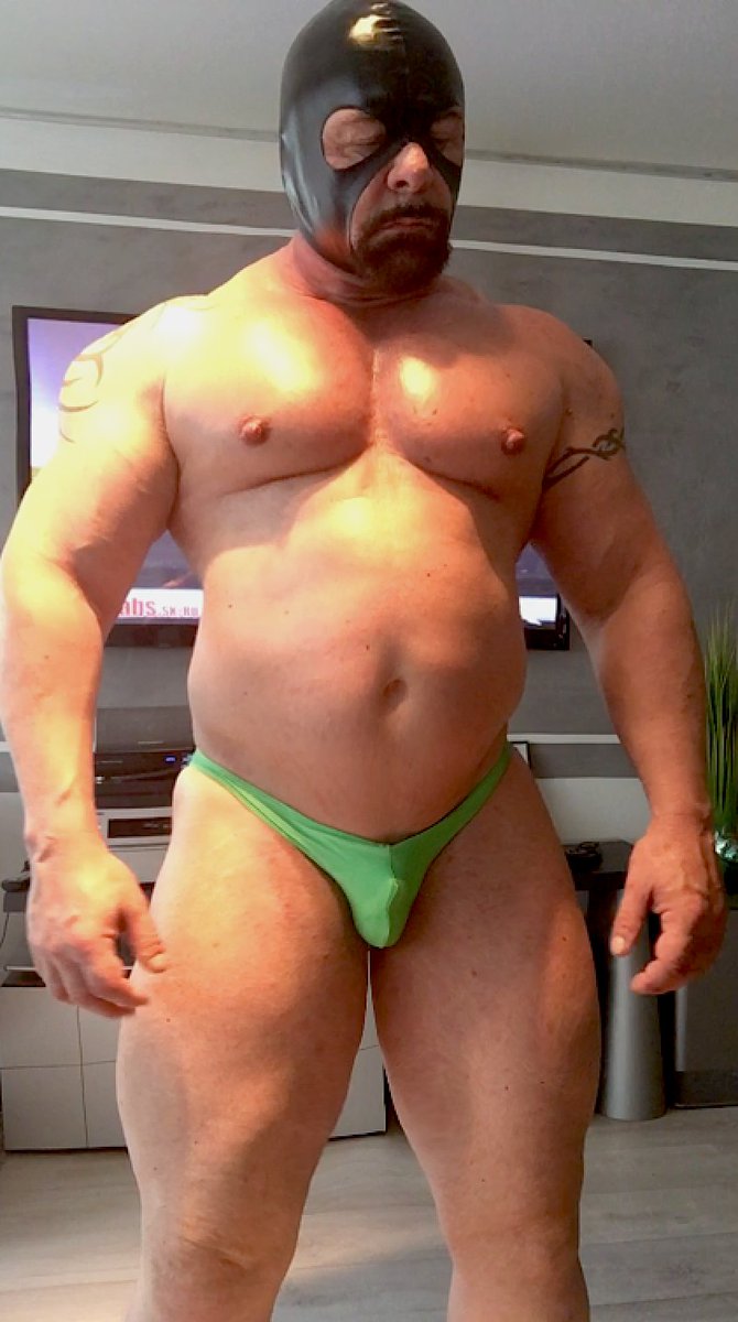 BigMuscleDaddy tweet media