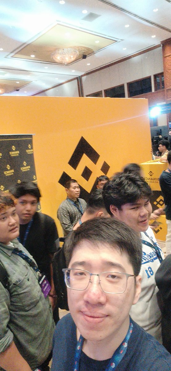 ElvenGarde tweet media