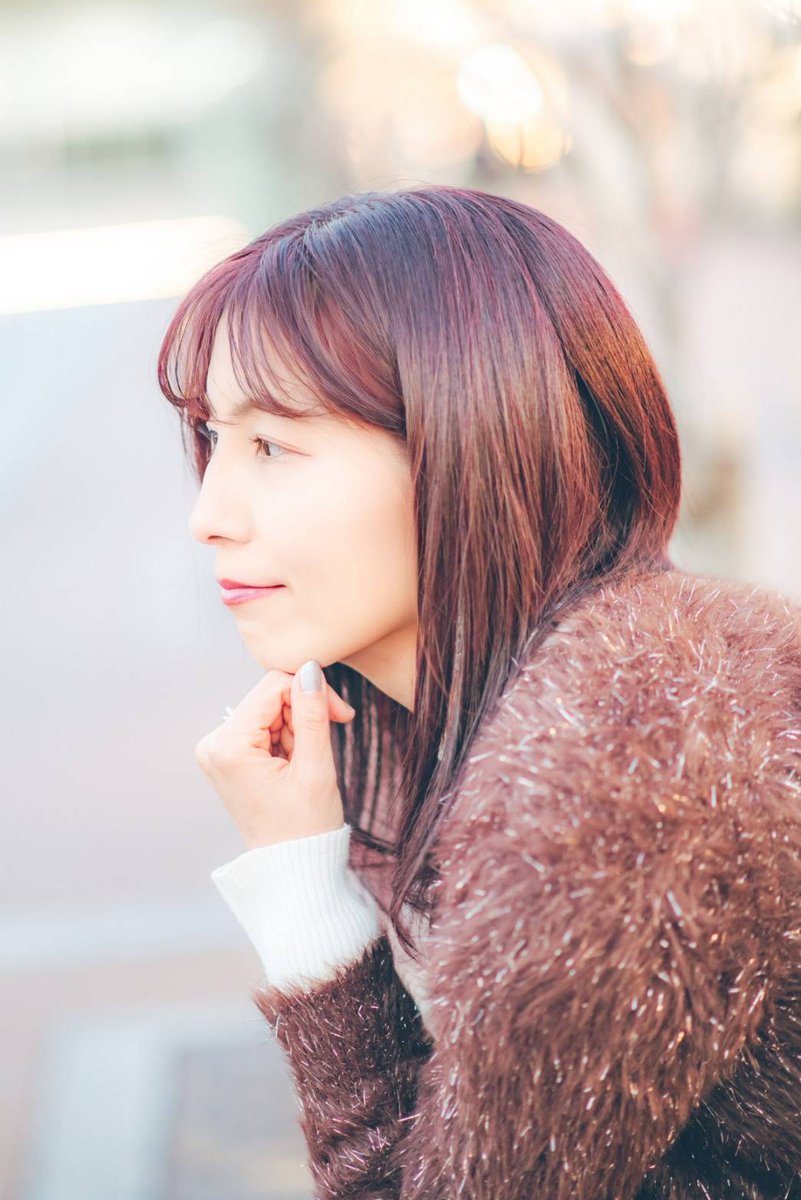 終わったぁぁぁぁぁ！
来年発売のフォトブックの発注終わったぁぁぁぁぁ！
2時間近くかかった(;´д｀)皆様、絶対手に取ってね🥹
昨晩の写真が届きました📸一瞬の表情をとらえてくれてる一枚。お腹空きすぎてこの後ひとりで和幸へ行きました🐖
Photo <a href="/boc_acha/">浅香 郁絵 / photographer</a>