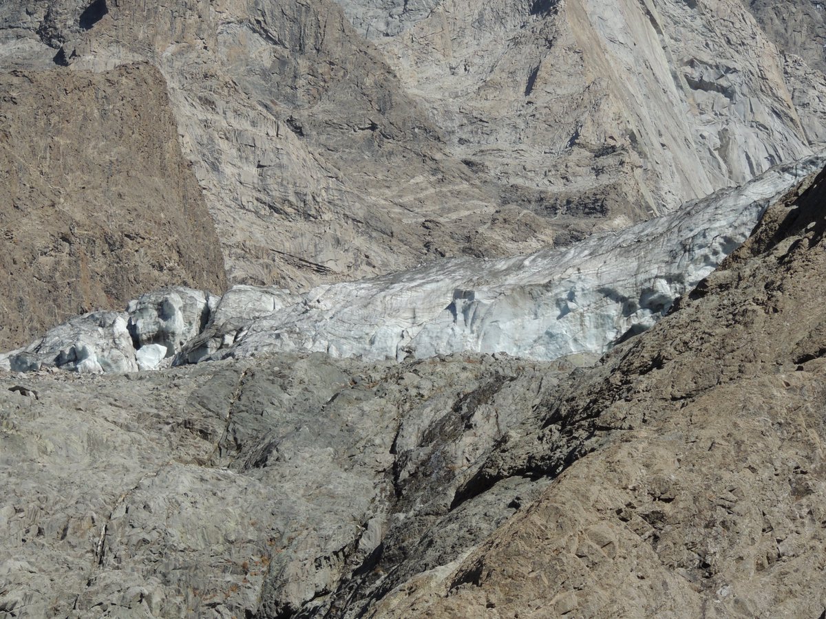 #InternationalMountainDay!
The Hindu Kush of Chitral is home to unique biodiversity and resilient communities. Let’s protect these mountains that sustain life, culture &amp; future generations. 
#HinduKush #Chitral #MountainConservation #Sustainability