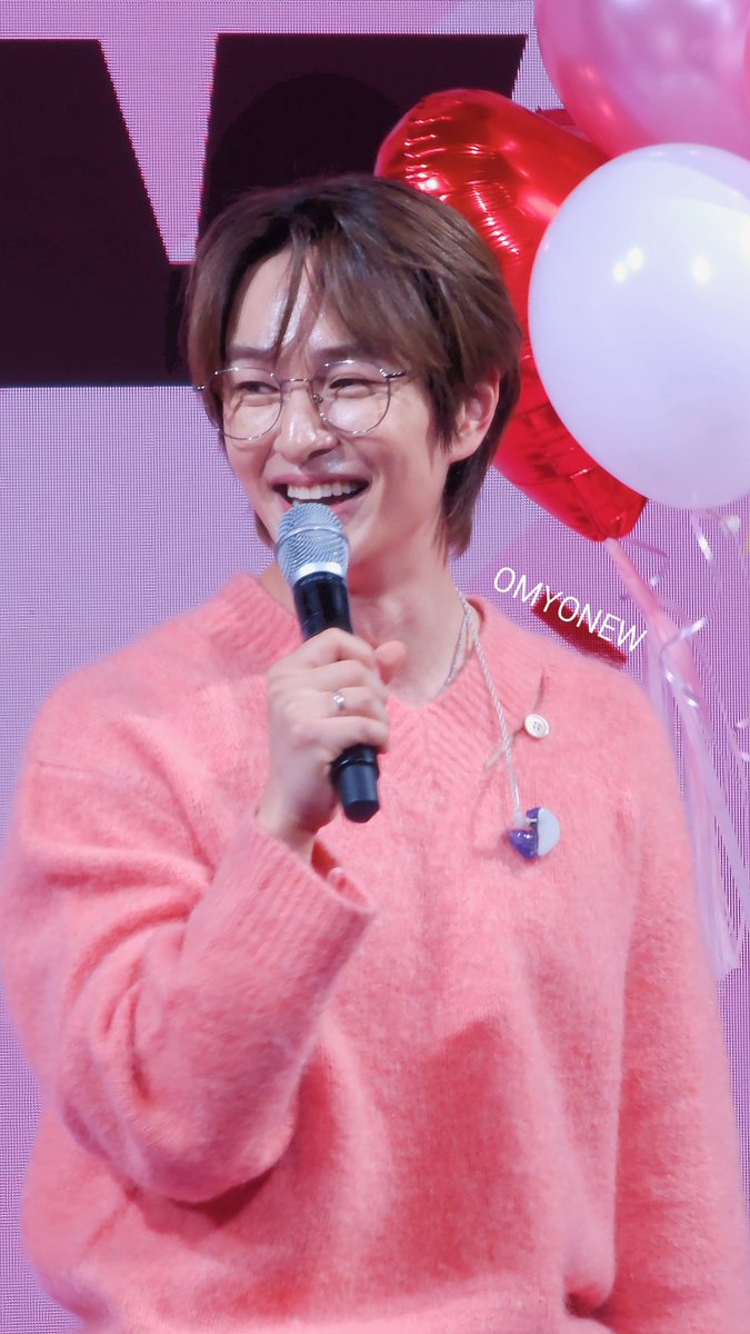 온유 #ONEW #オニュ@SHINee @ONEW_GRIFFIN