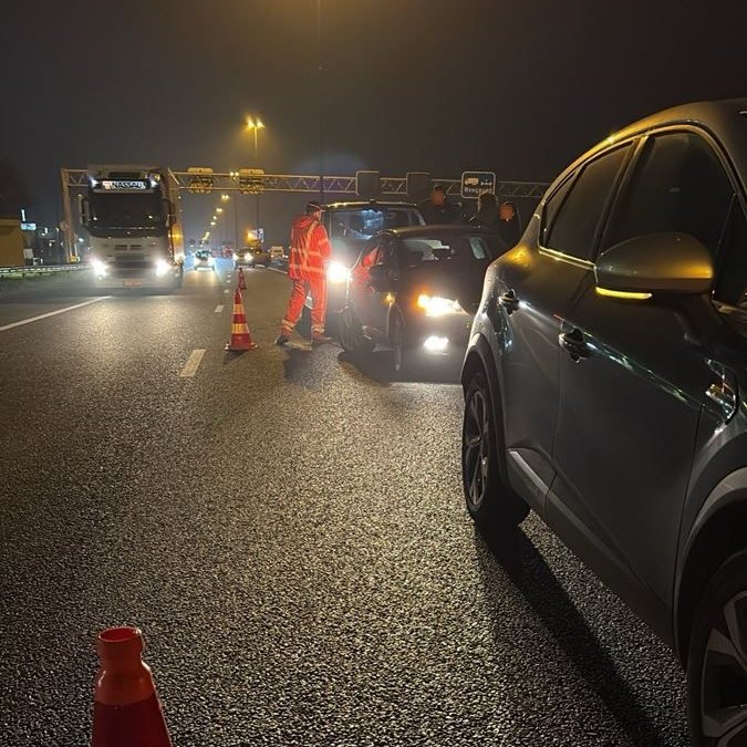 Ongeval met drie voertuigen op de A27 bij Noordeloos