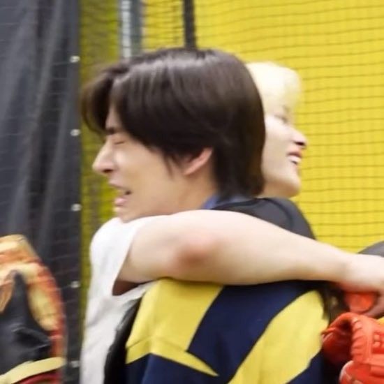 jayhoonvampz's tweet image. JAKE IS FINALLY GOING TO AUSTRALIA TO PERFORM WITH ENHYPEN 😭😭