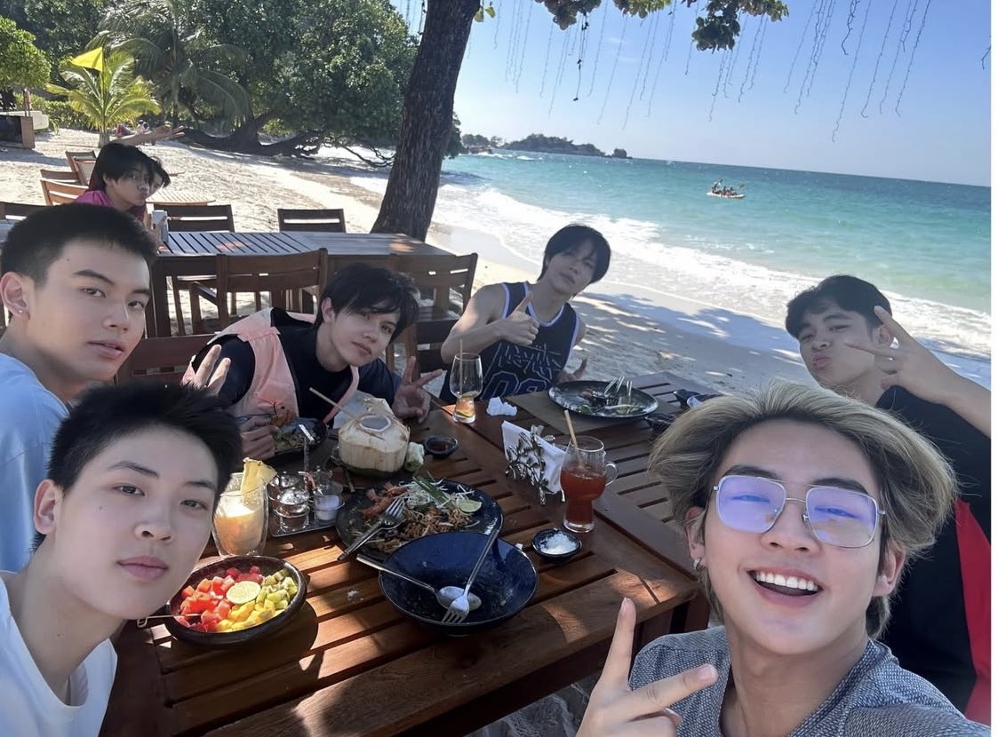 ปปไซอั้น^ྀི #HEART_เธอมากับฝน tweet media