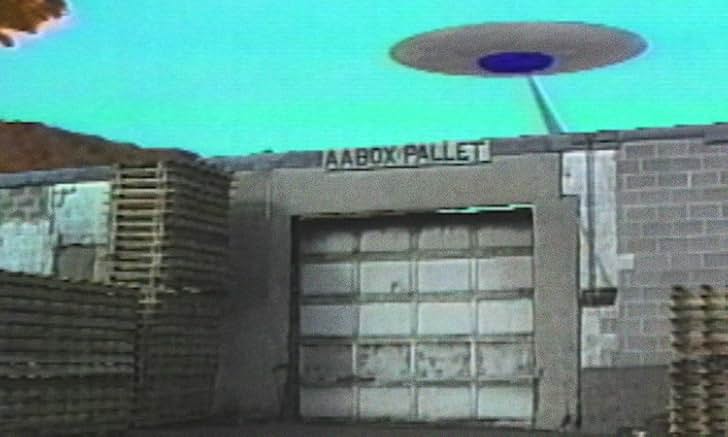 thefatspaceman's tweet photo. FEEDERS 2: SLAY BELLS (1998, John Polonia and Mark Polonia) https://t.co/w2fFiQxo8V