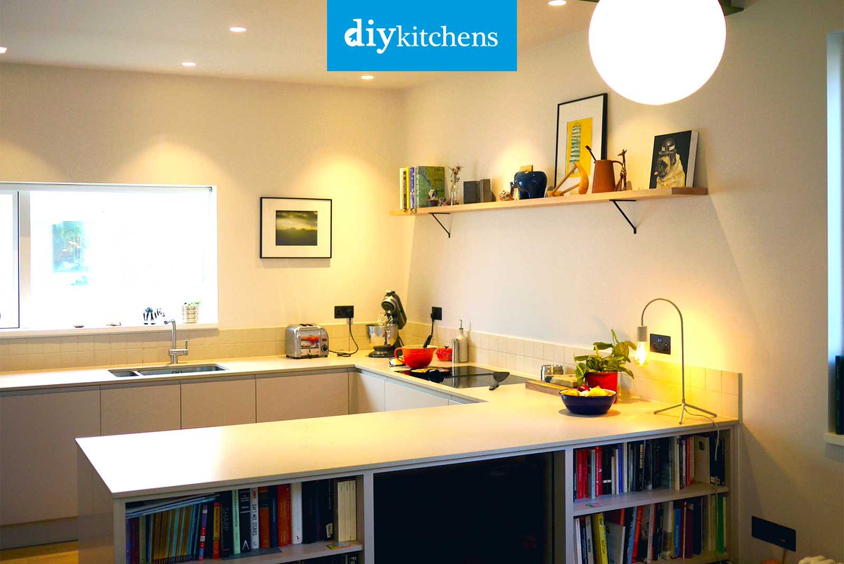 DIY_Kitchens's tweet image. 🌟 Colin from London shows us his completed Innova Luca Cashmere &amp;amp; Bespoke Painted #kitchen, supplied by DIY Kitchens (Ref:4221) - bit.ly/CustomerKitche…

Visit diy-kitchens.com to see how much you could save on your dream kitchen! 

#luca #handlelesskitchens #kitchens